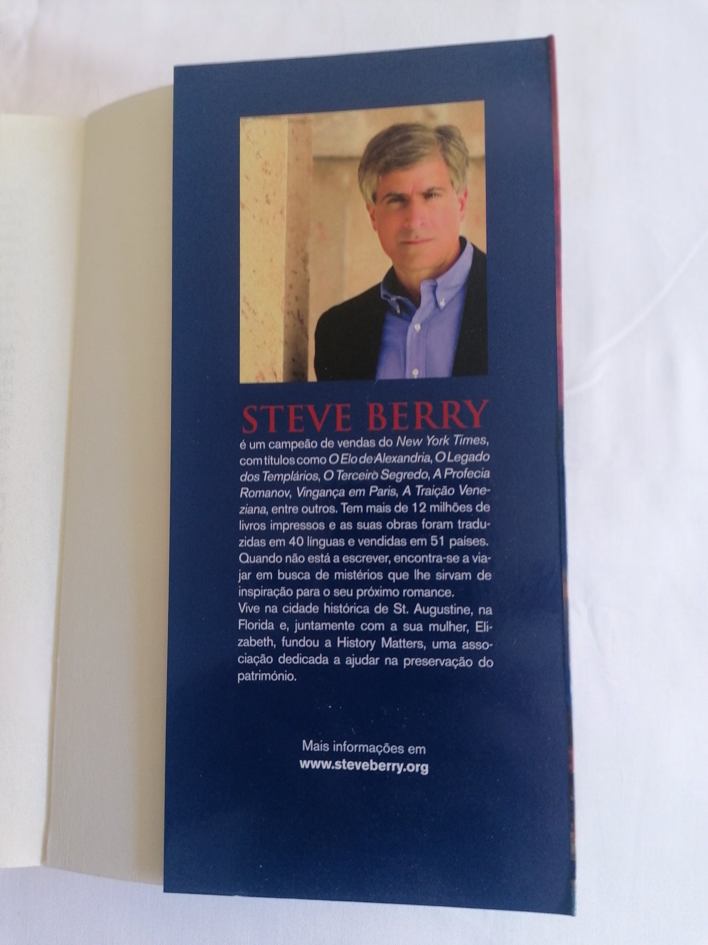 O Mistério de Carlos Magno – Steve Berry | Thriller e Conspiração Histórica