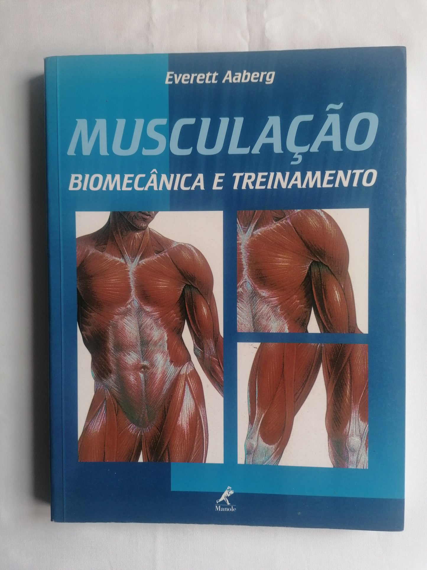 Livro técnico de Everett Aaberg sobre biomecânica e exercícios de musculação, capa profissional.