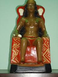 Imagem da Pomba Gira Rainha 30x15cm - Realeza e Sabedoria