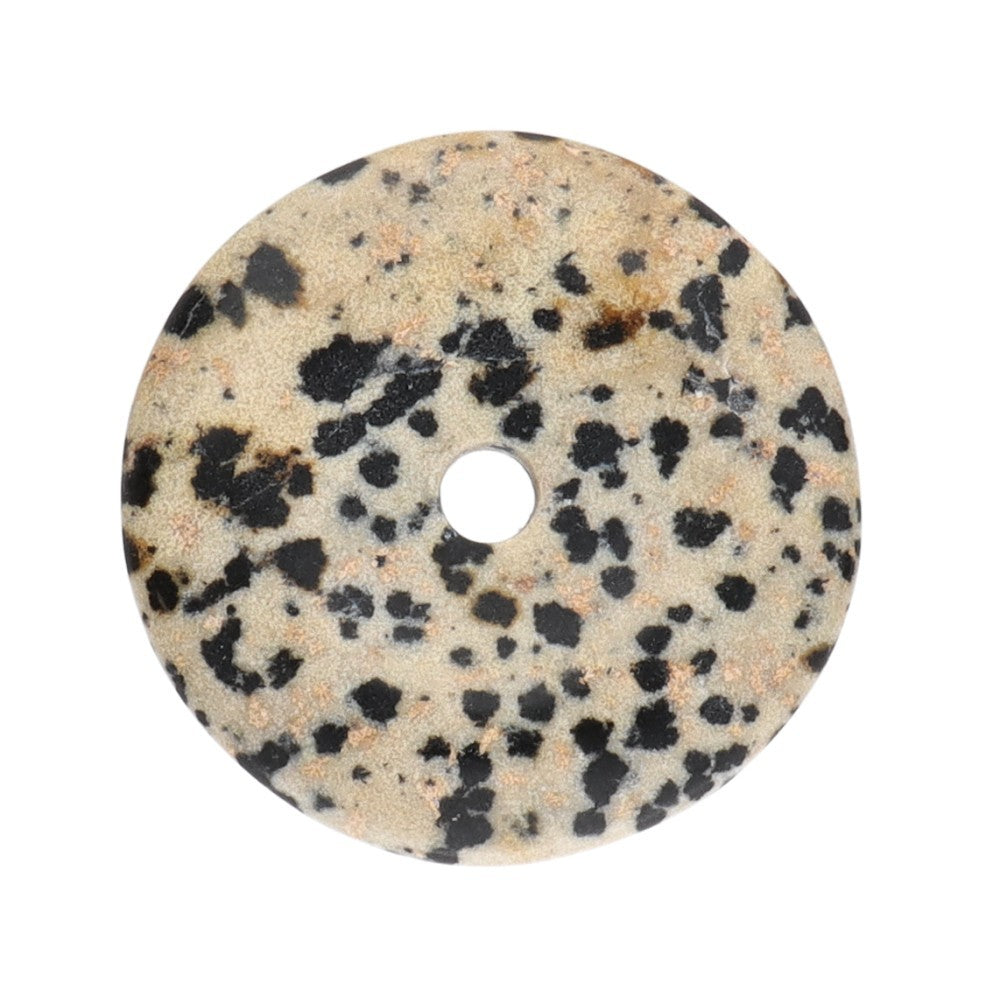 Pedra Pi Donut em Jaspe Dálmata natural com padrão de pintas pretas — Amuleto circular para equilíbrio e proteção energética.