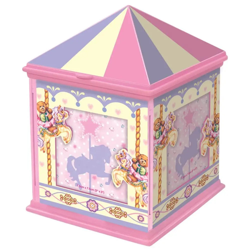 A - Caixa de Música Porta Retratos em Carrocel