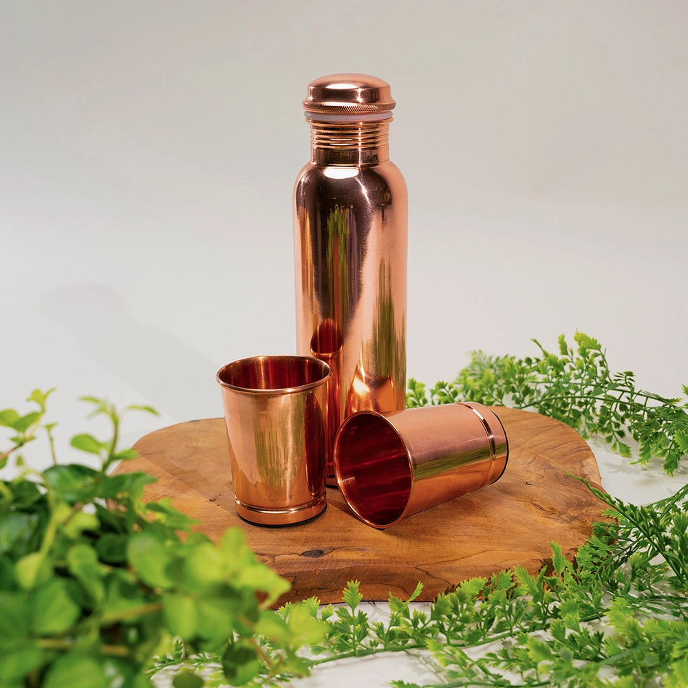 Conjunto Garrafa de Cobre Puro com 2 Copos 950ml – Kit Ayurvédico em Caixa Aveludada