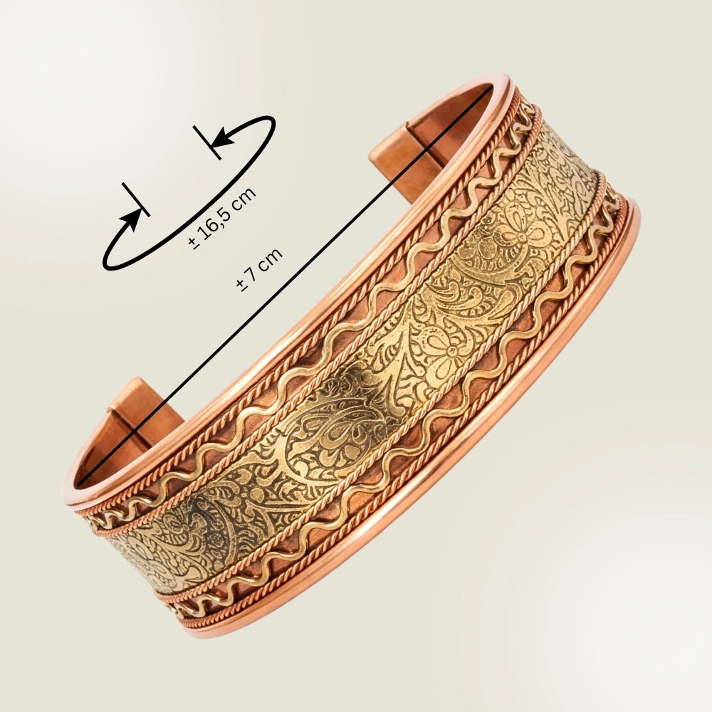 Pulseira de cobre e latão com fecho de mola ajustável. Design étnico e espiritual para equilíbrio energético e estilo natural