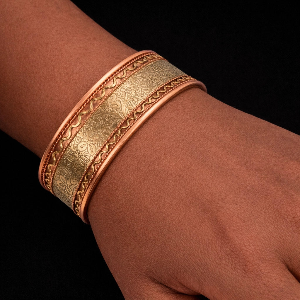 Pulseira de Cobre e Latão com Fecho de Mola – Ajustável | Energia e Estilo Natural
