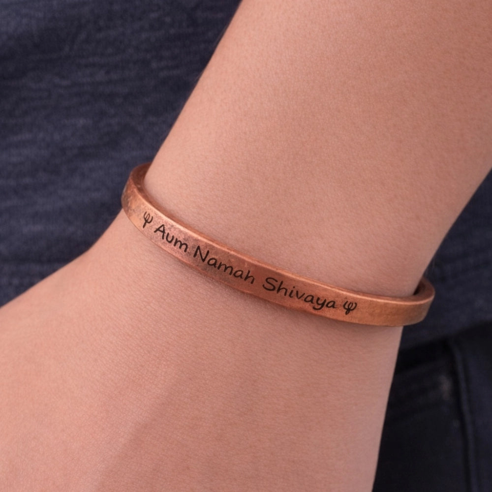 Pulseira de Cobre Aum Namah Shivaya