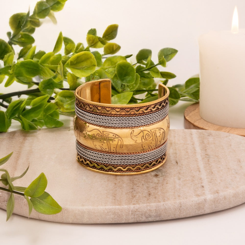 Pulseira de Braço Elefantes em Latão e Cobre – Peça Artesanal Premium