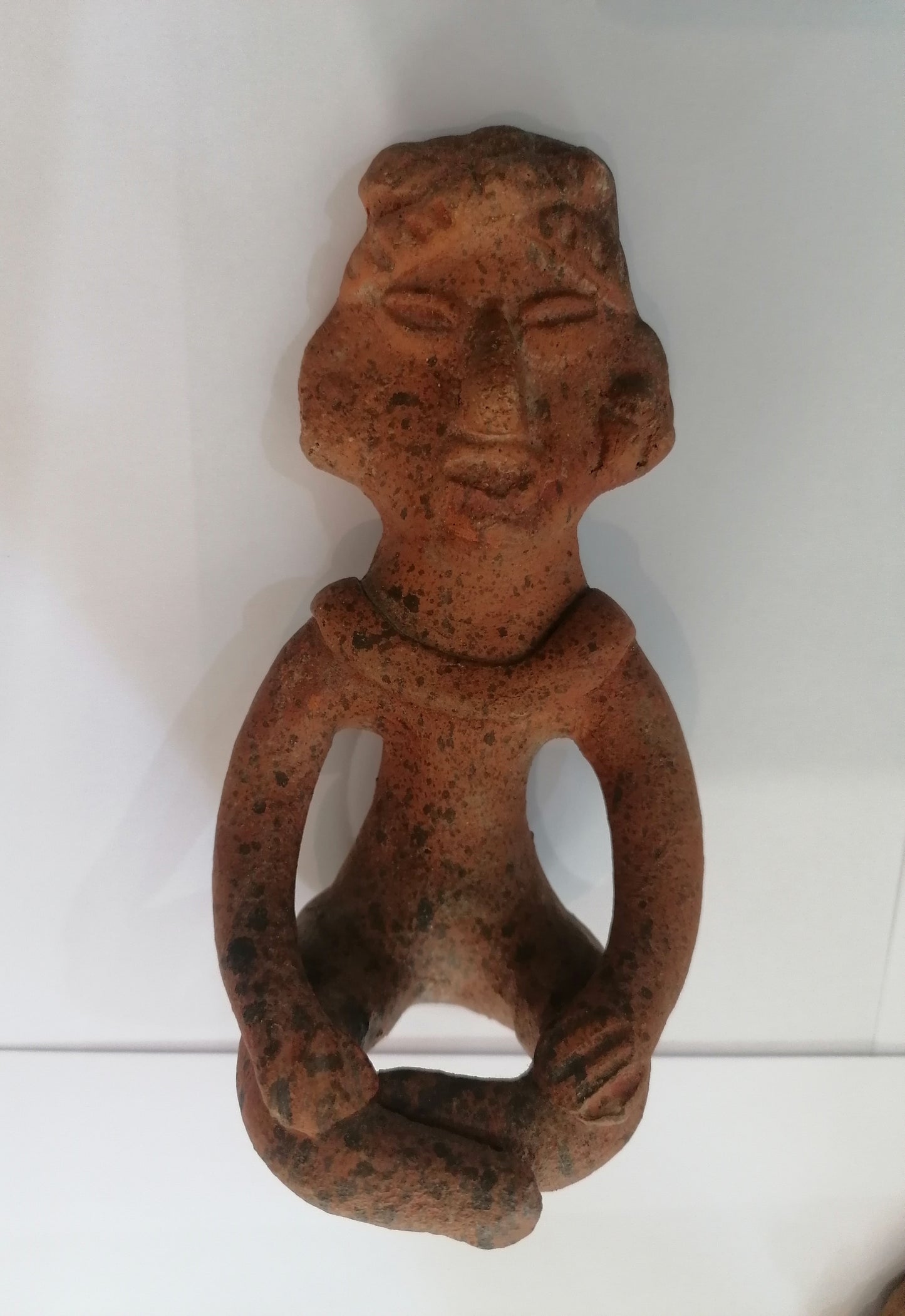 Trio de Estatuetas Olmecas em Barro Rústico - Arte Pré Columbiana - 13cms