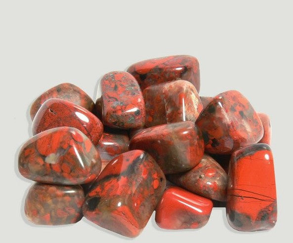 Jaspe Sardo de tons acastanhados e terrosos, ideal para alinhamento físico e espiritual