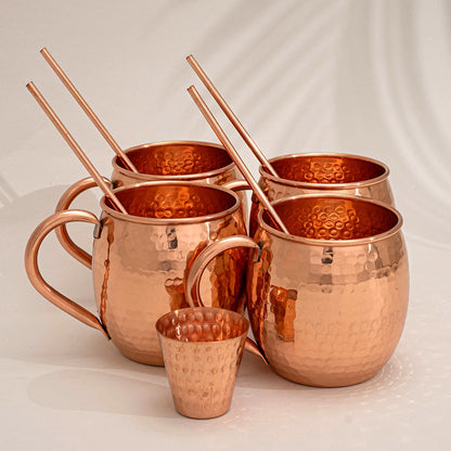 Conjunto Moscow Mule de Cobre Puro Martelado 9 Peças – Canecas Artesanais e Copo Shot