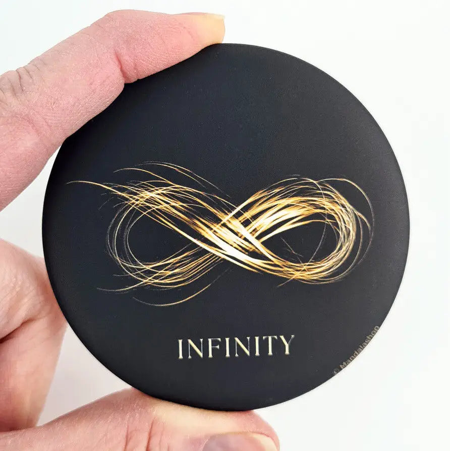 Íman de frigorífico decorativo com o símbolo do infinito e acabamento toque suave 